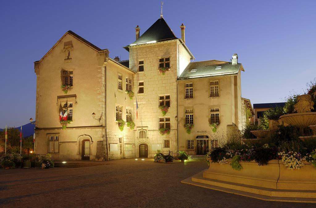 Hotel Ibis Budget Aix Les Bains - Gresy Buitenkant foto