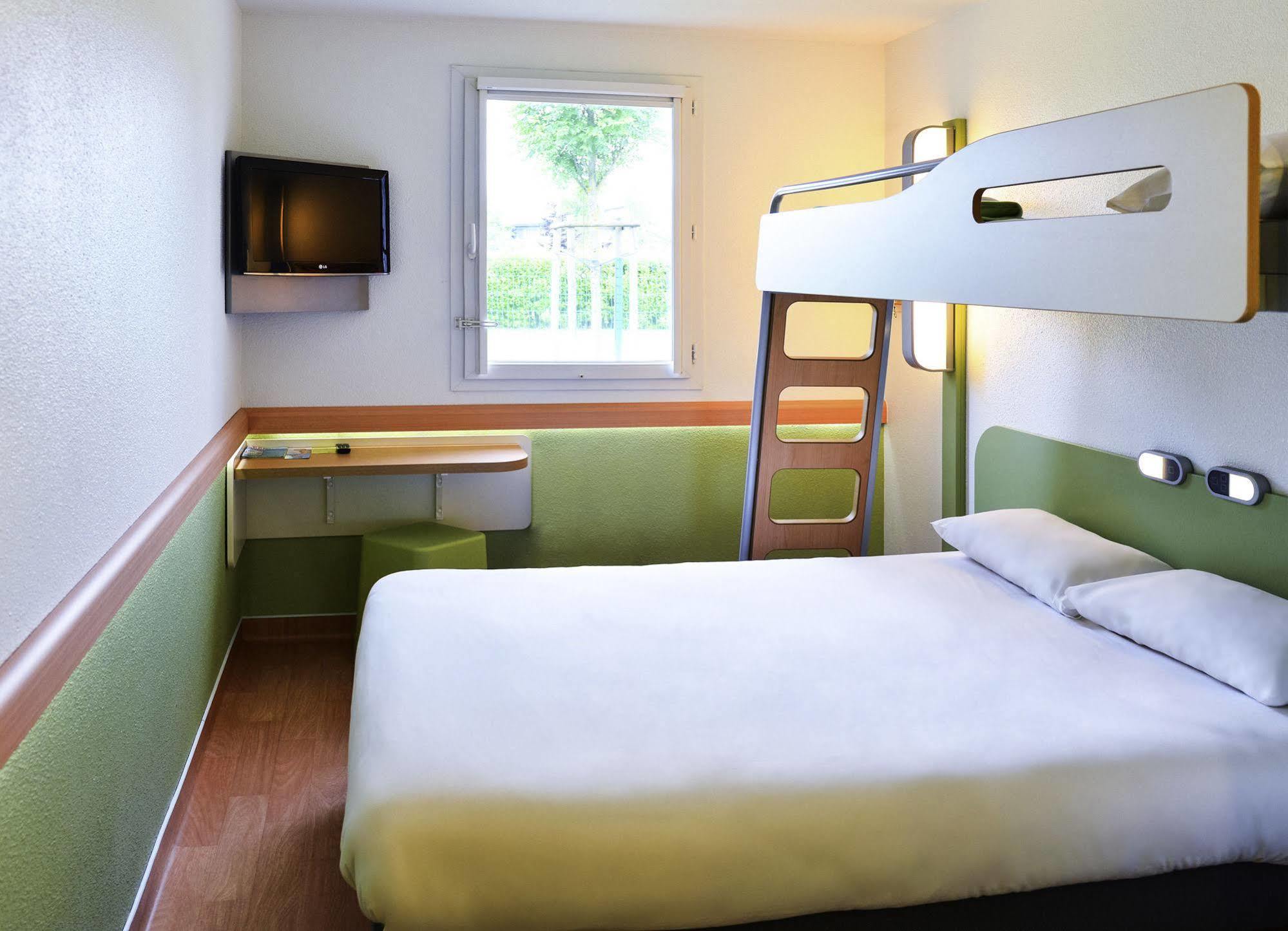 Hotel Ibis Budget Aix Les Bains - Gresy Buitenkant foto