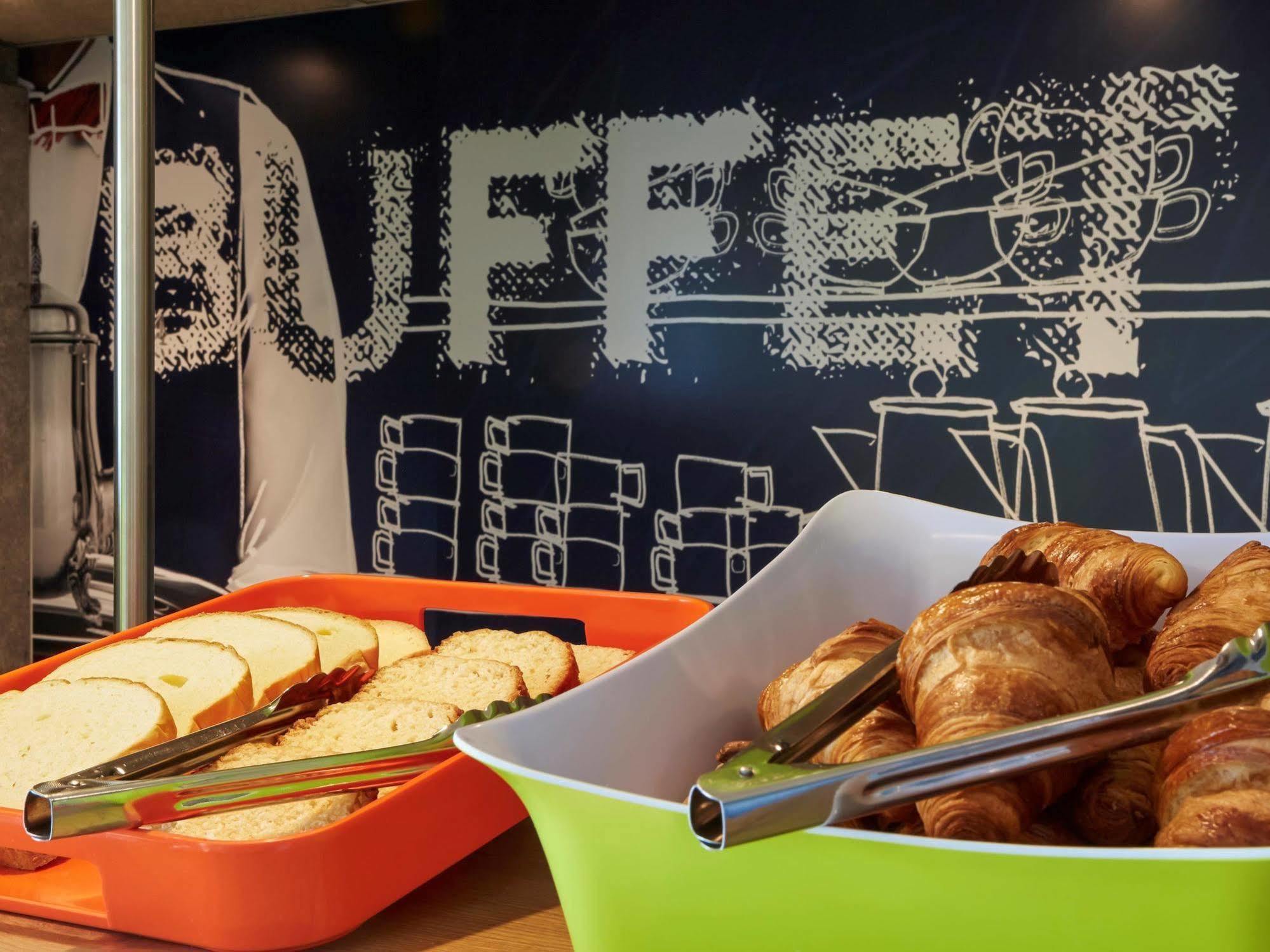 Hotel Ibis Budget Aix Les Bains - Gresy Buitenkant foto