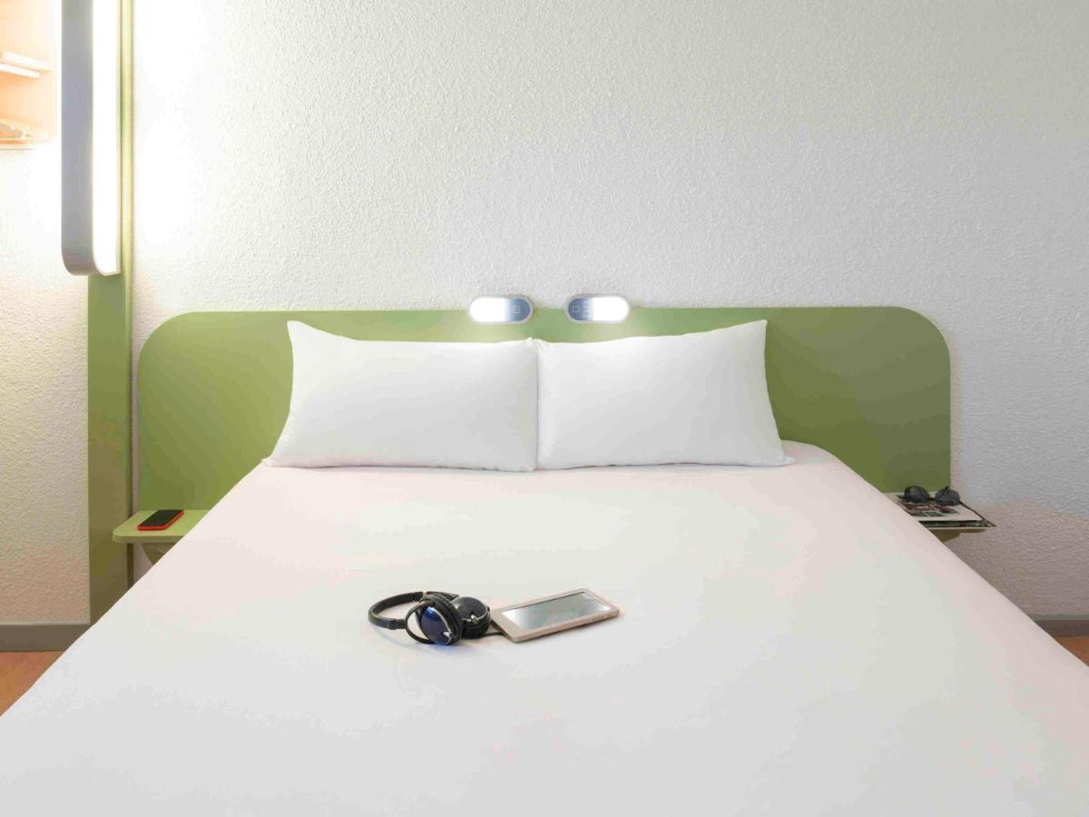 Hotel Ibis Budget Aix Les Bains - Gresy Buitenkant foto